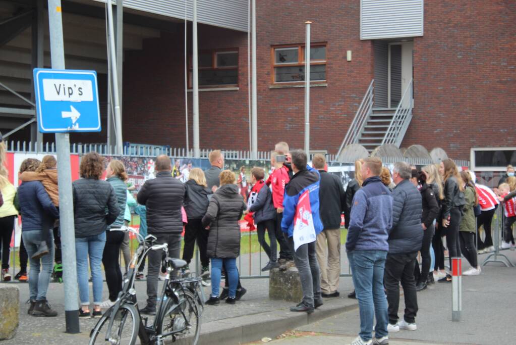 Veel supporters op de been voor play-off wedstrijd