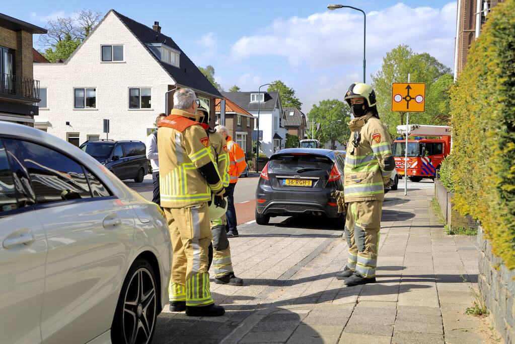 Dakrand komt los door harde wind