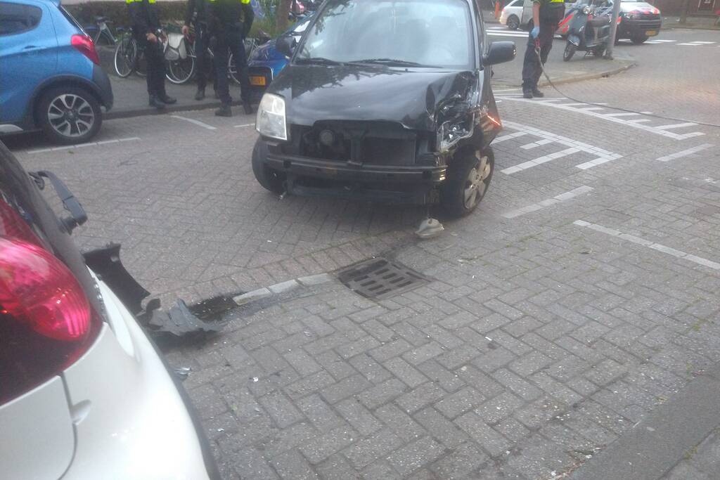 Auto crasht na politieachtervolging