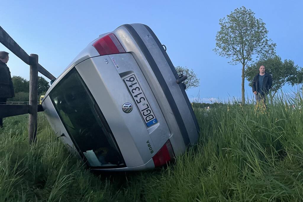 Bestuurder vlucht na ongeval