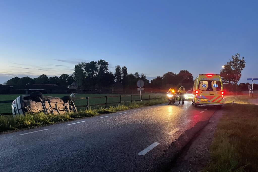 Bestuurder vlucht na ongeval