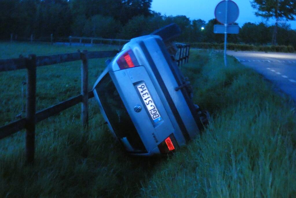 Bestuurder vlucht na ongeval