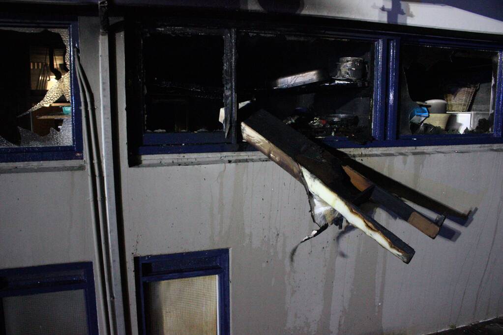 Veel rook bij brand in kelderbox