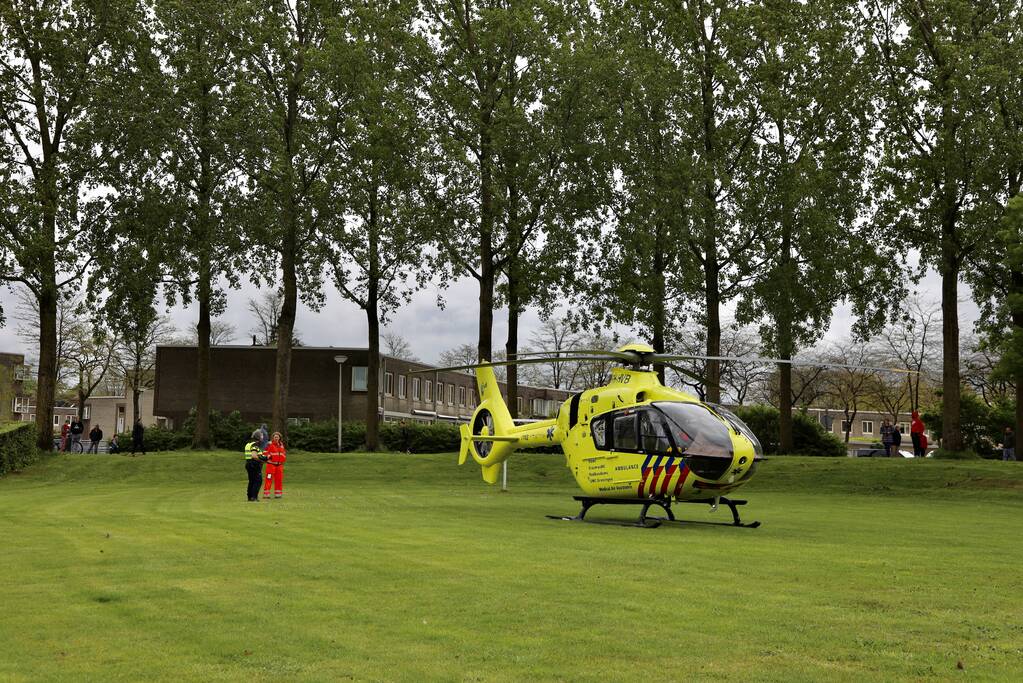 Traumahelikopter voor incident in woning