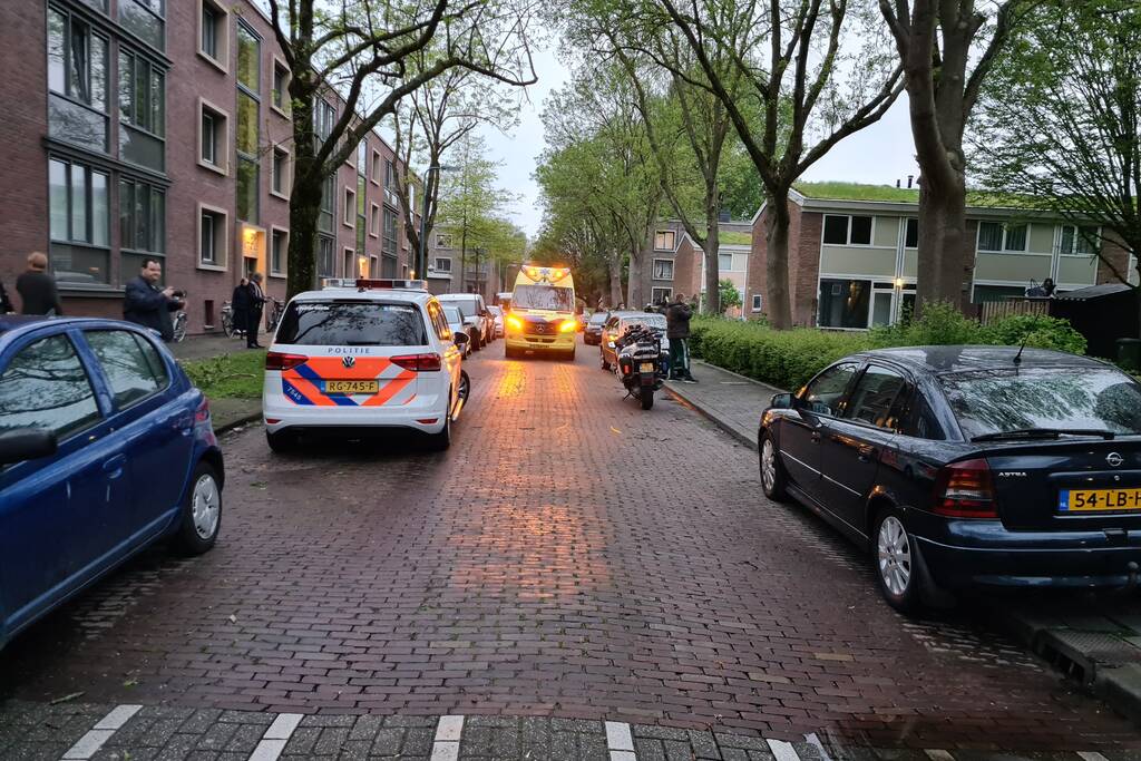 Traumahelikopter ingezet voor val van balkon