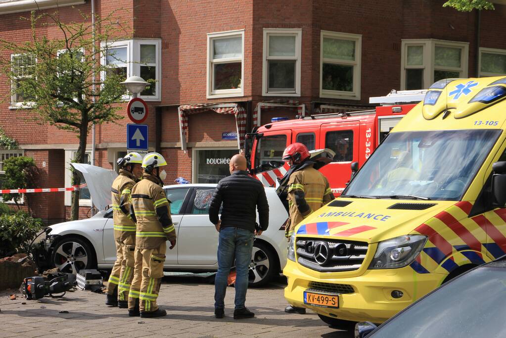 Persoon bekneld na eenzijdig ongeval