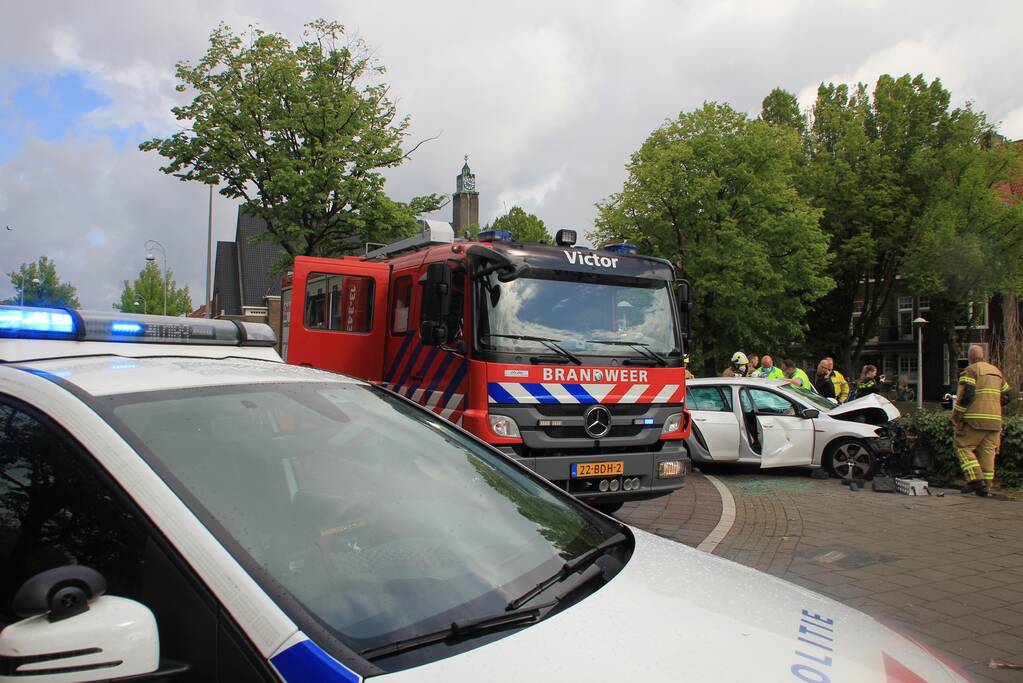 Persoon bekneld na eenzijdig ongeval