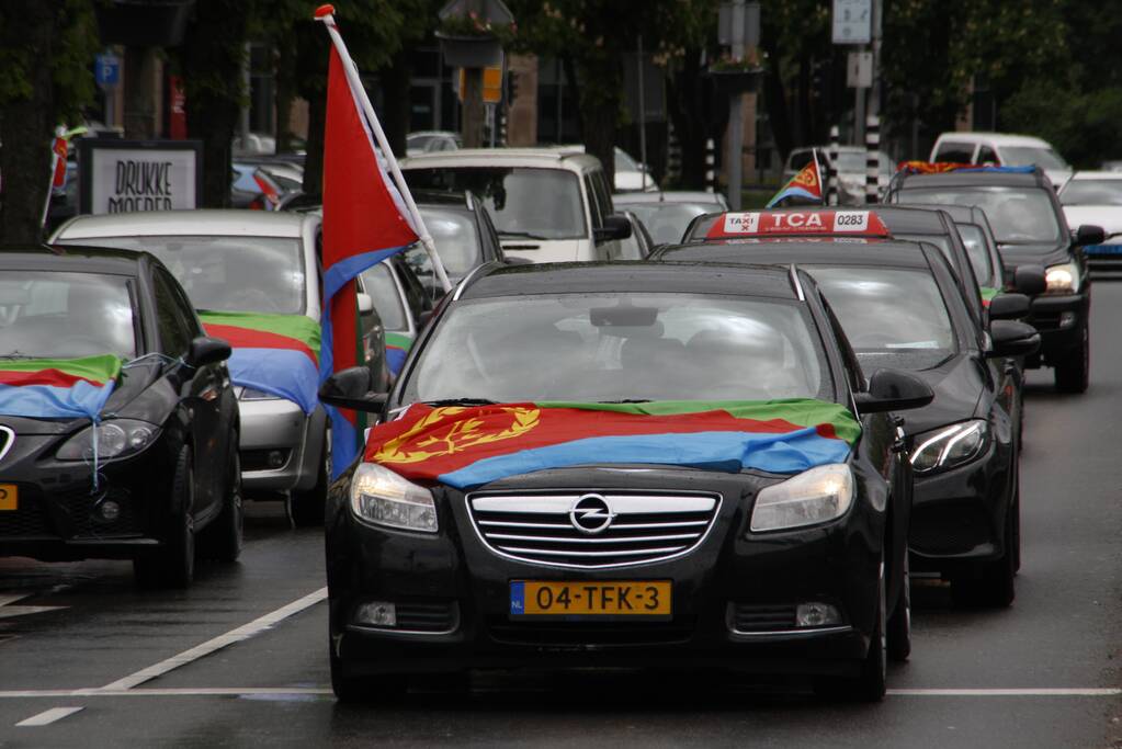 Eritreastoet trekt door stad