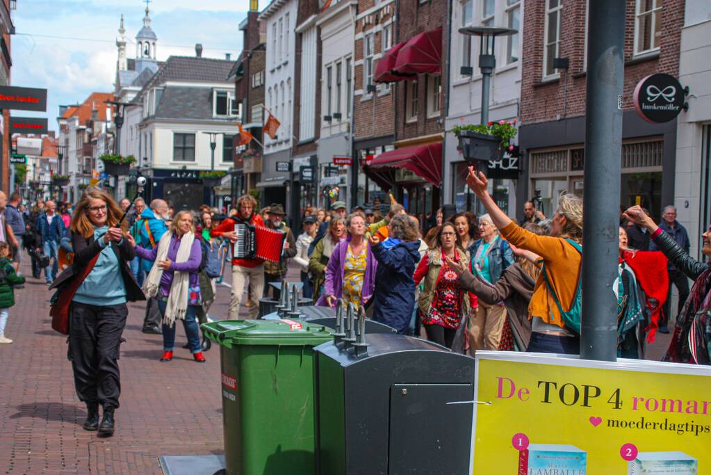 Stad verrast met flashmob