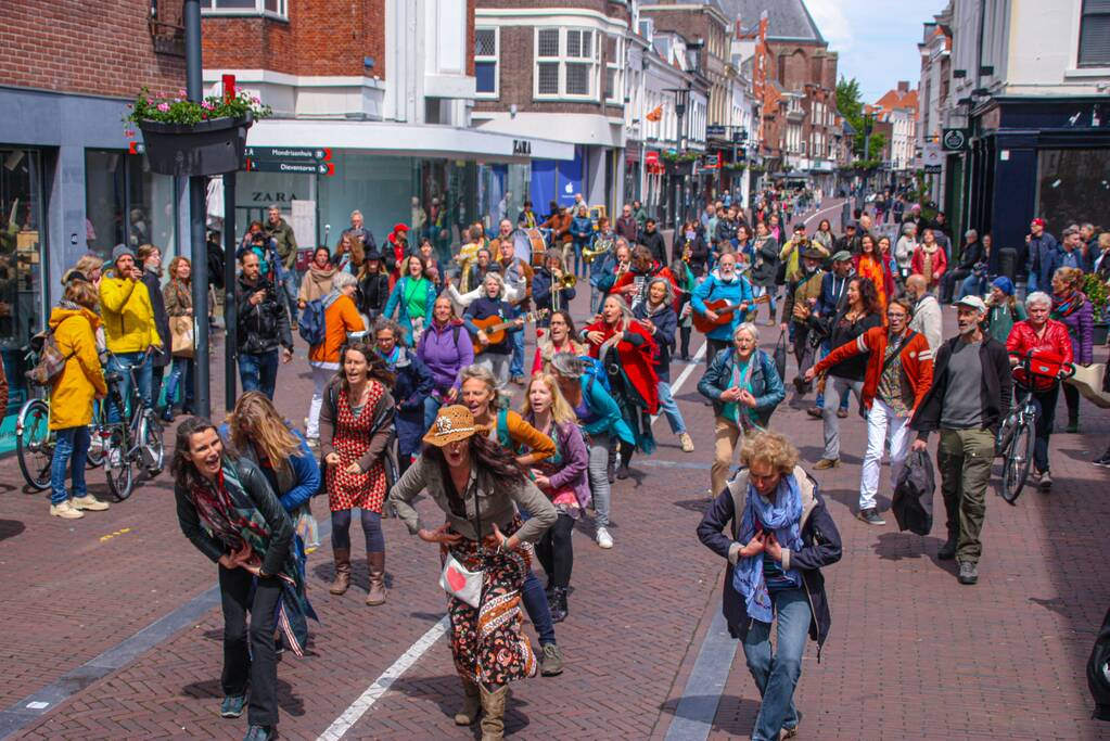 Stad verrast met flashmob