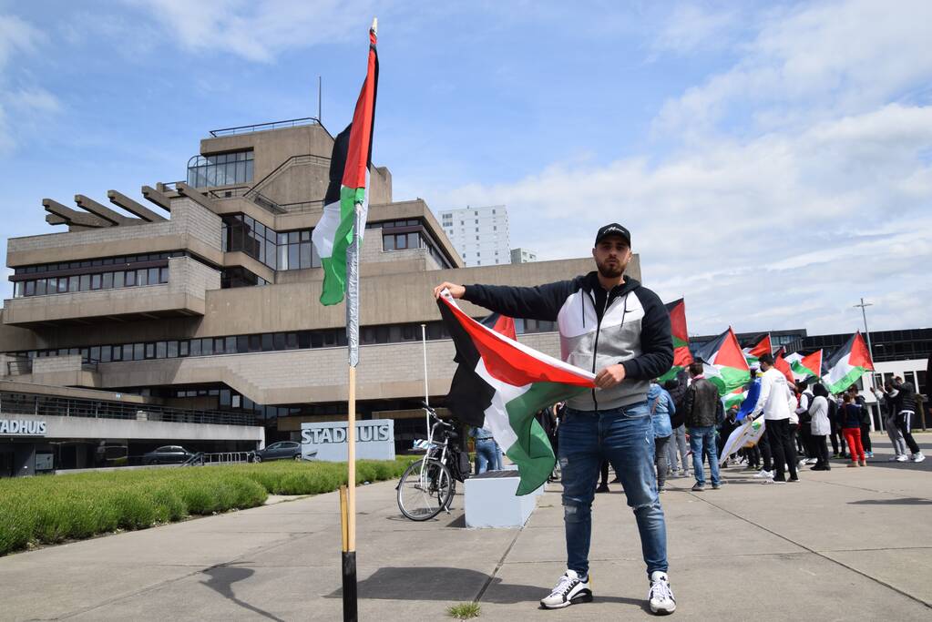 Politie houdt toezicht bij demonstratie