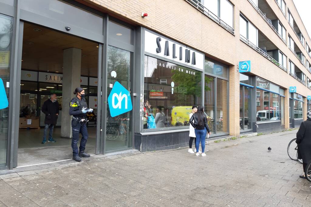 Persoon gewond door steekpartij bij Albert Heijn