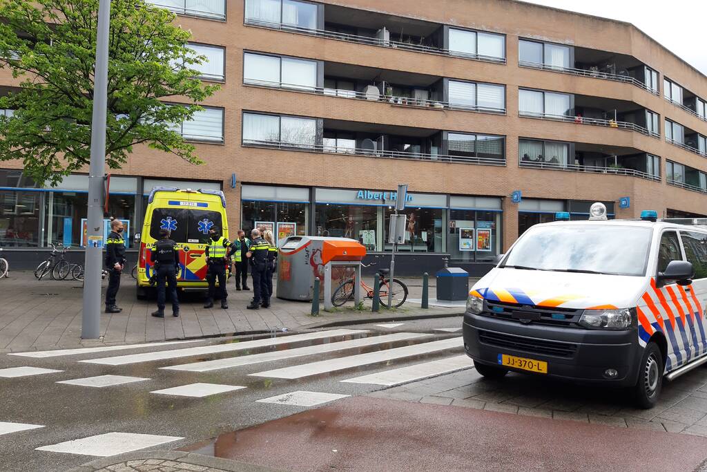 Persoon gewond door steekpartij bij Albert Heijn