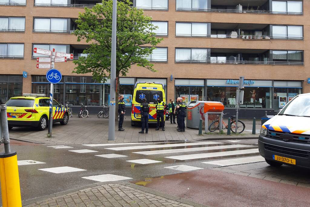 Persoon gewond door steekpartij bij Albert Heijn