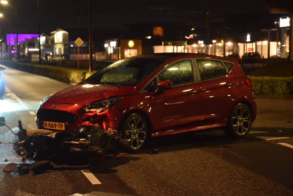 Twee gewonden bij ongeval met scooter