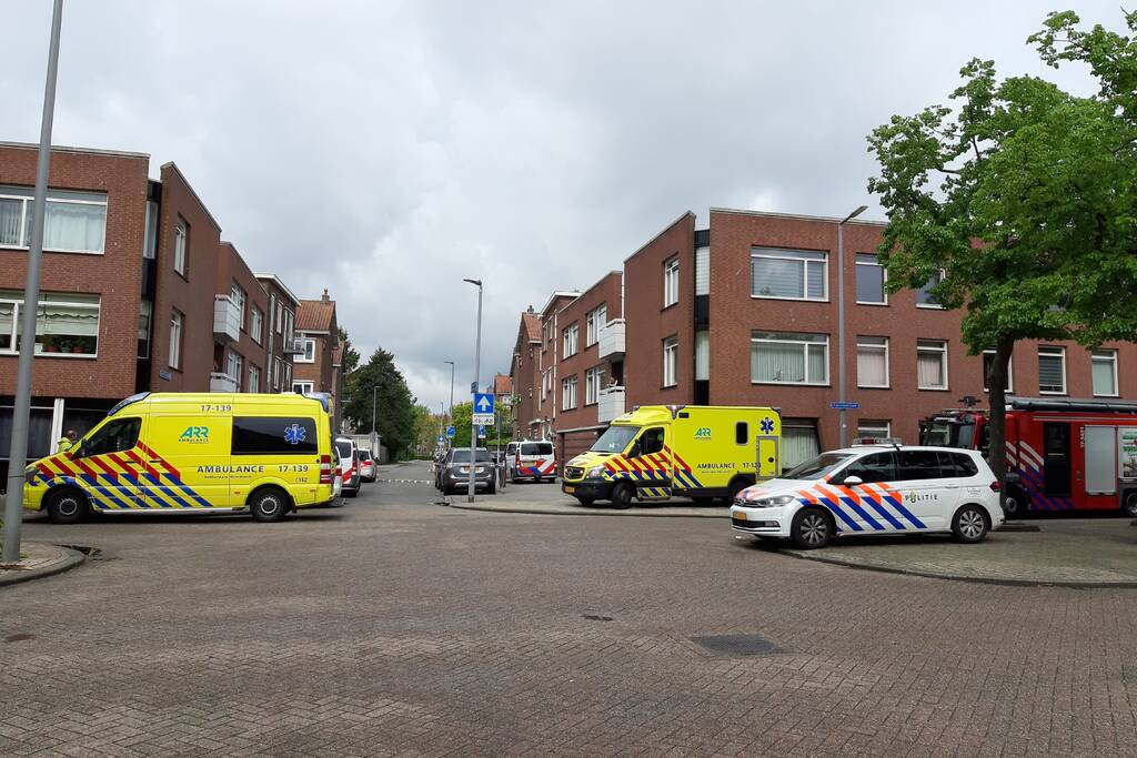 Een dode en ernstig gewonde bij steekpartij