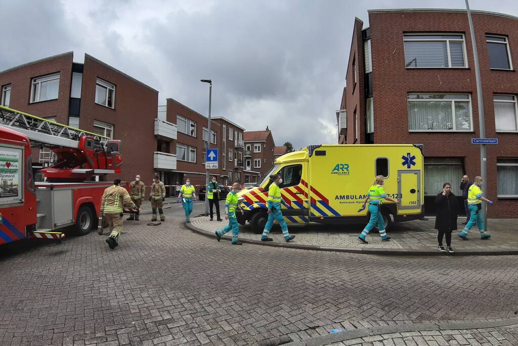 Een dode en ernstig gewonde bij steekpartij