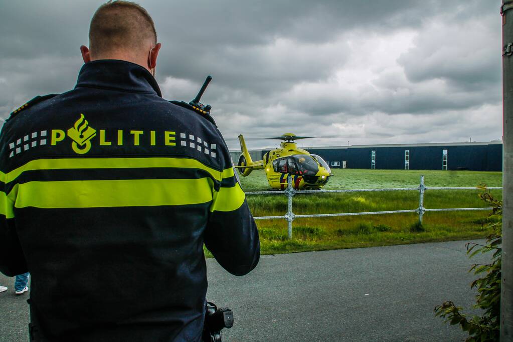 Traumahelikopter voor incident op straat
