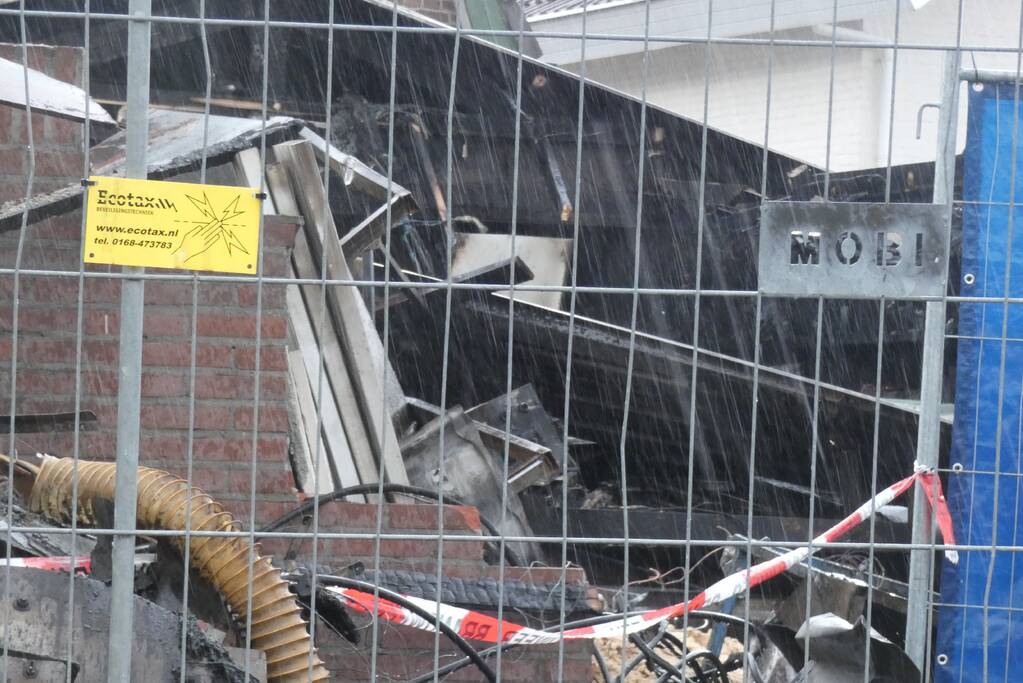 Ravage dag na brand goed zichtbaar