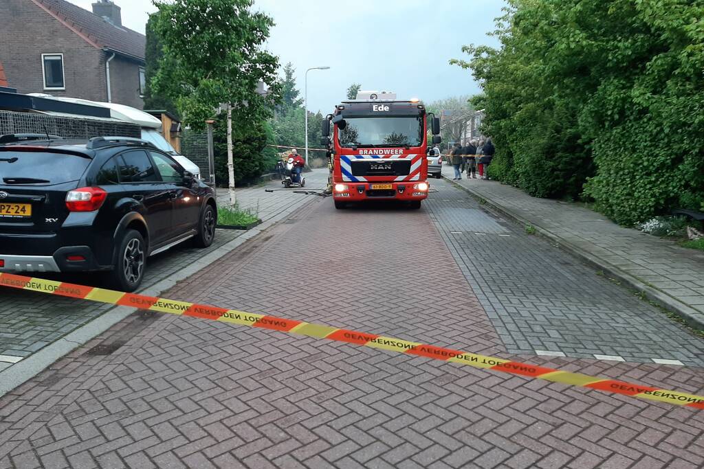 Uitslaande brand in garage van woning