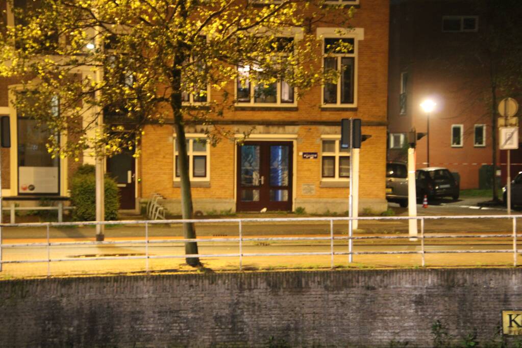 Politiebureau afgezet na vondst verdacht pakket