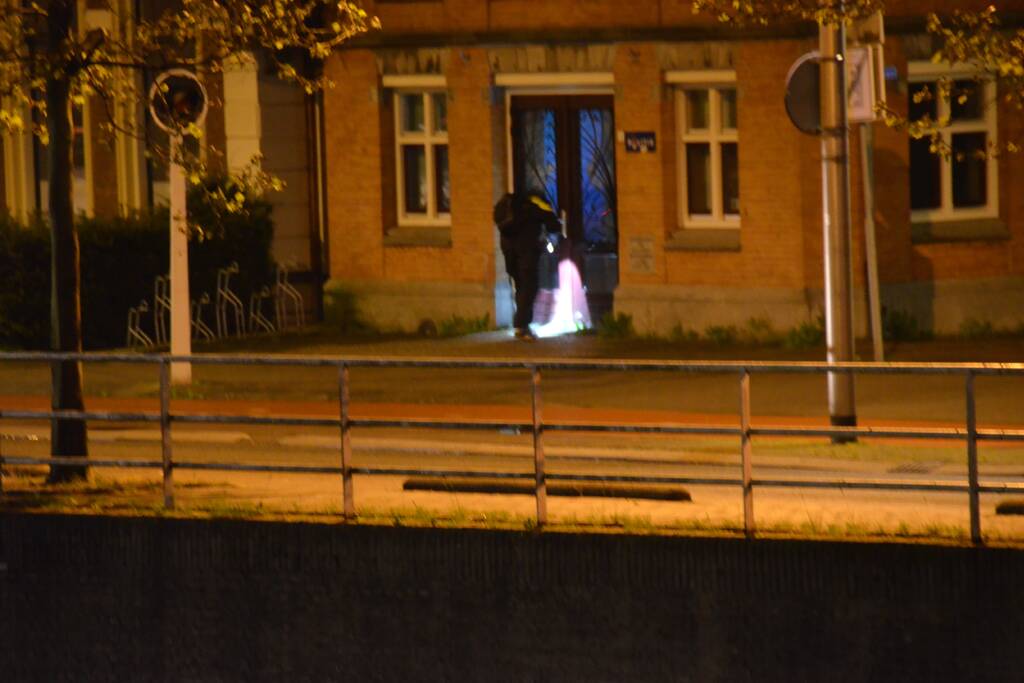 Politiebureau afgezet na vondst verdacht pakket