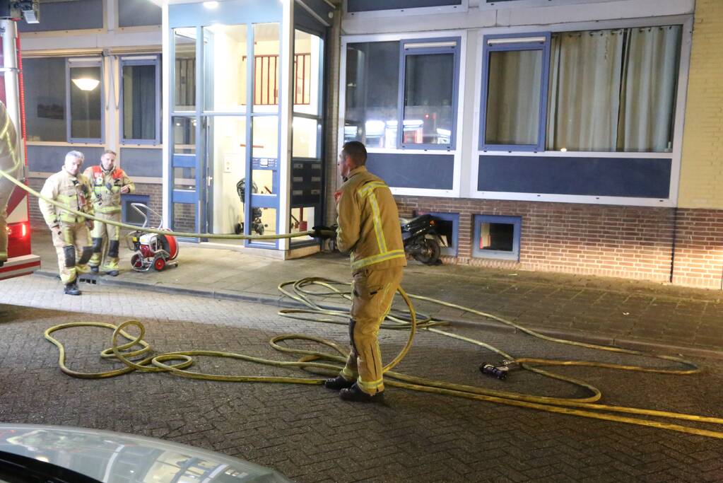 Keukenbrand snel onder controle