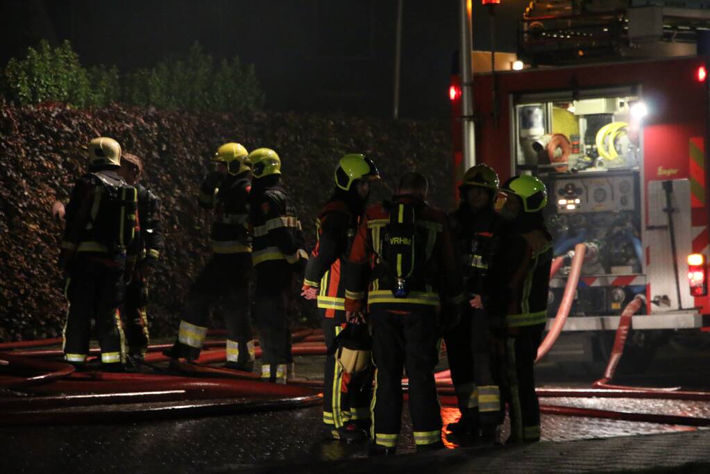 Grote brand in een leegstaand pand