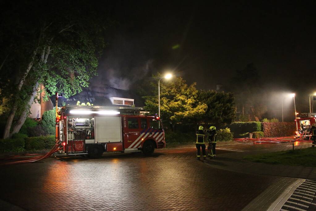 Grote brand in een leegstaand pand