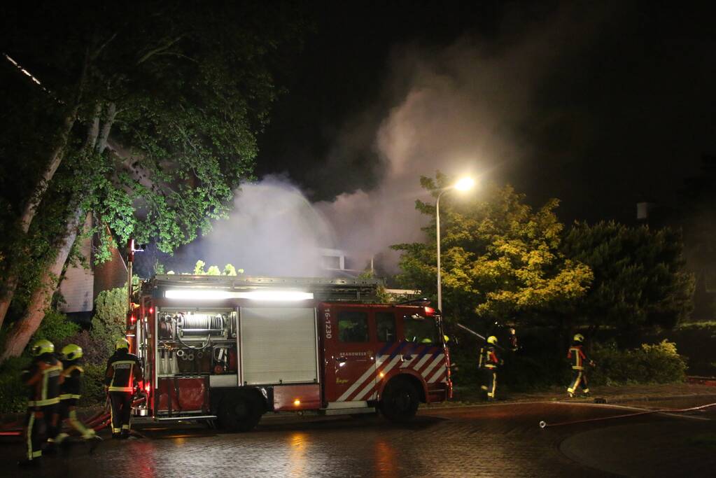 Grote brand in een leegstaand pand