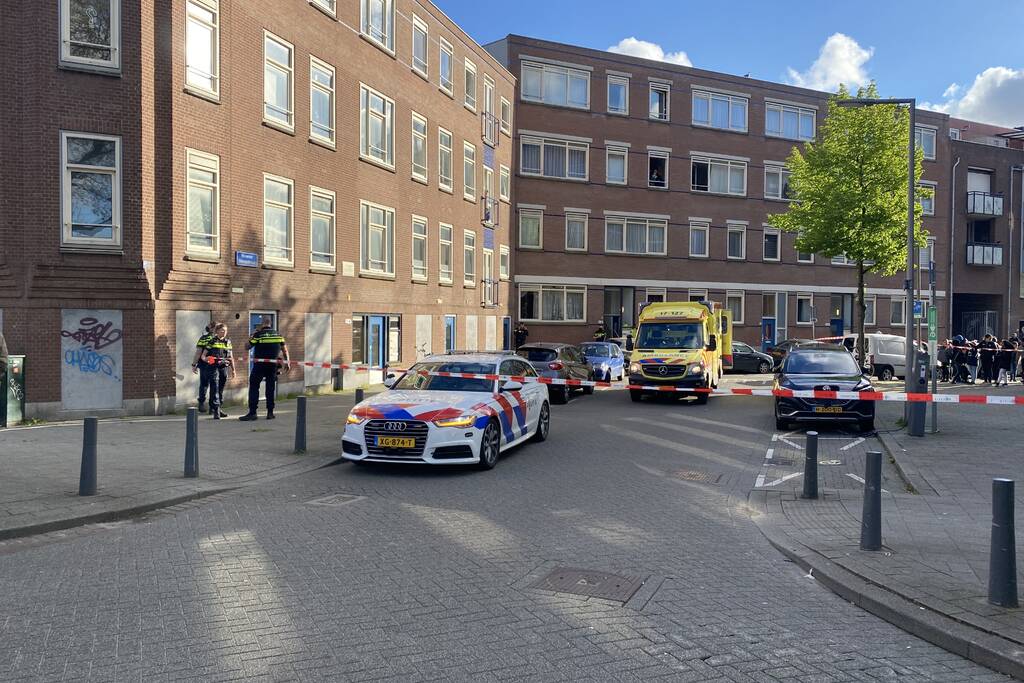 Persoon ernstig gewond bij incident in woning