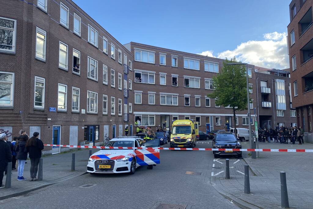 Persoon ernstig gewond bij incident in woning