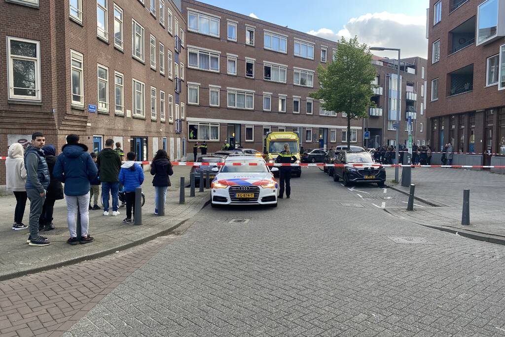 Persoon ernstig gewond bij incident in woning