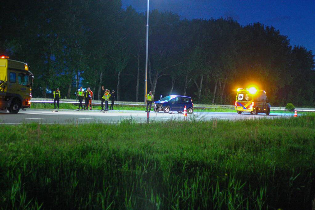 Flinke schade na eenzijdige aanrijding op snelweg