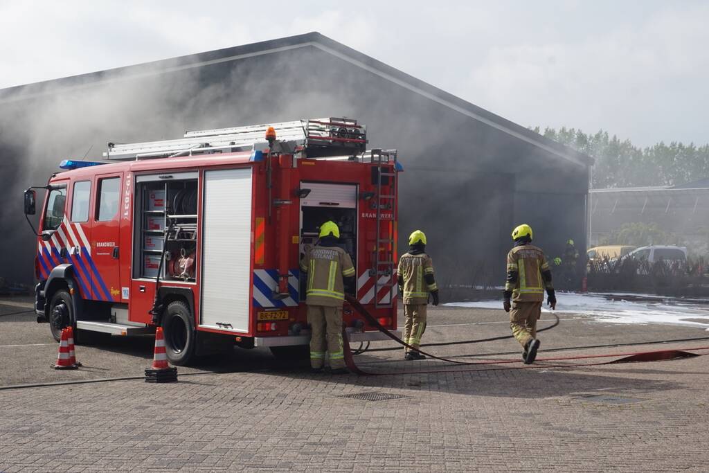 Boot in loods vat vlam