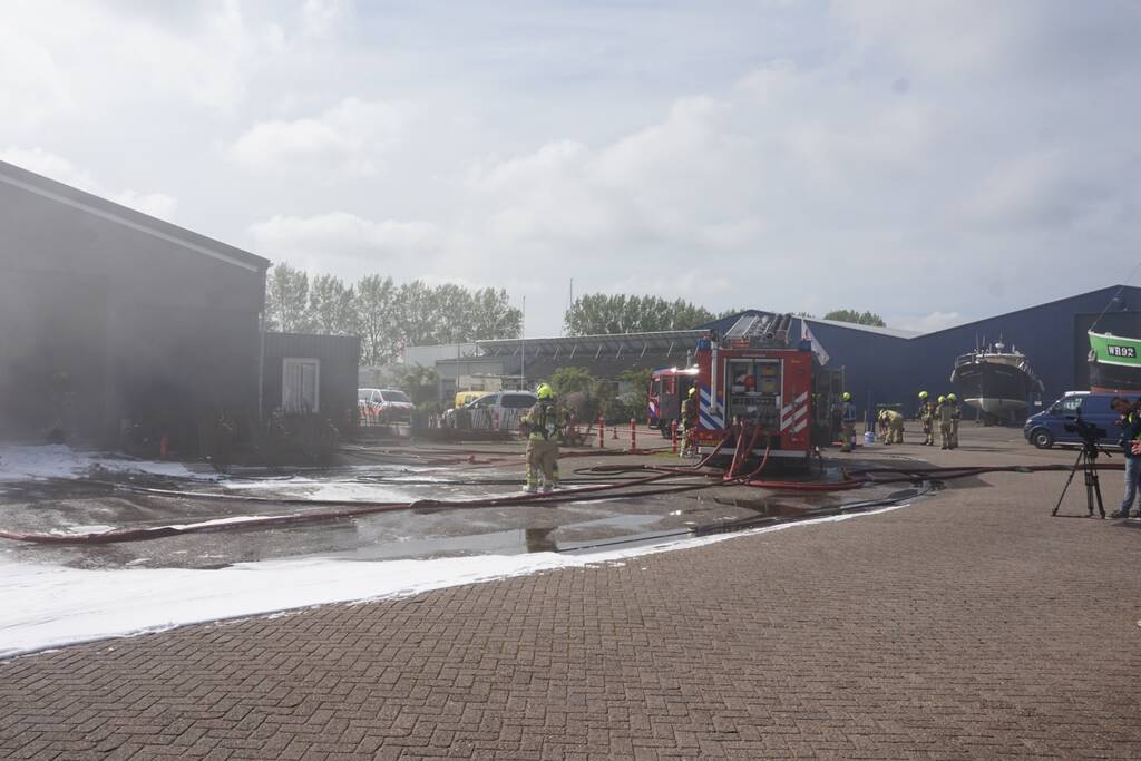 Boot in loods vat vlam