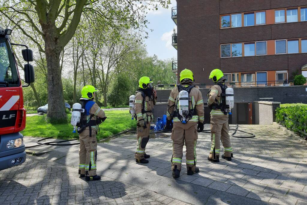 Veel rook bij brand in parkeergarage