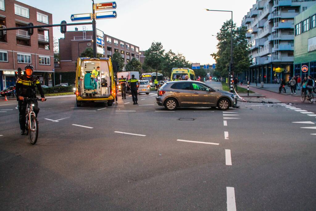 Twee gewonden en ravage bij ongeval