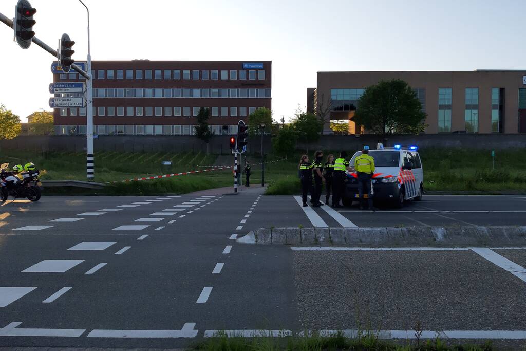 Fietser zwaargewond bij aanrijding met auto
