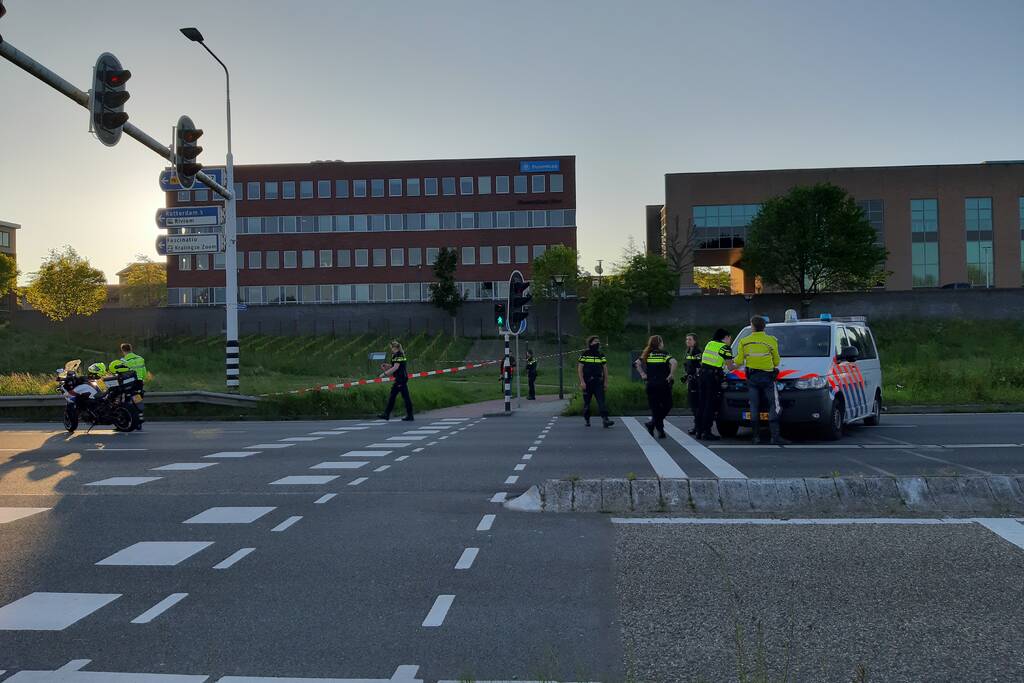 Fietser zwaargewond bij aanrijding met auto