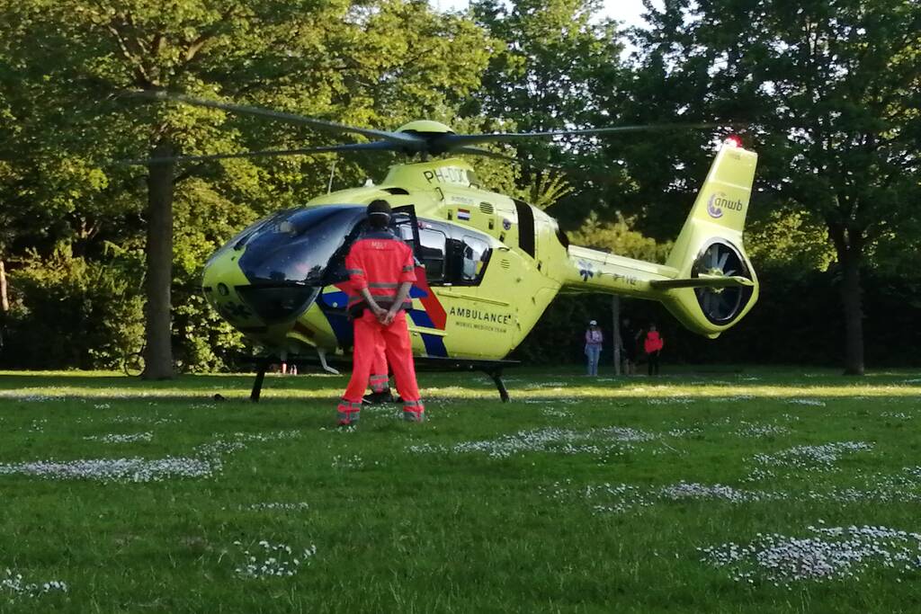 Traumahelikopter ingezet bij incident in woning