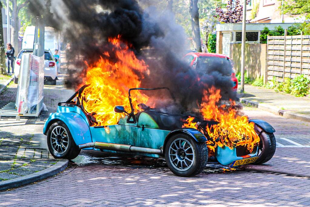 Zelfbouwproject van Jago Convertible gaat in vlammen op