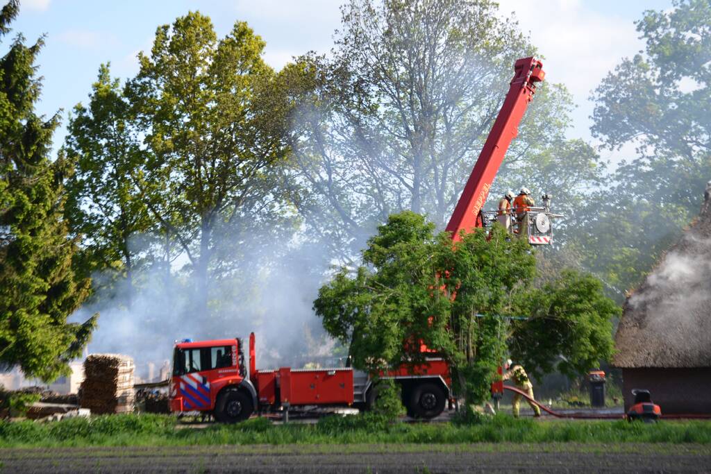 Grote brand in woonboerderij