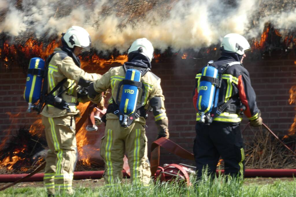 Grote brand in woonboerderij
