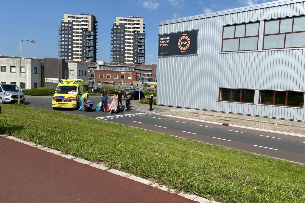 Motorrijder gaat onderuit