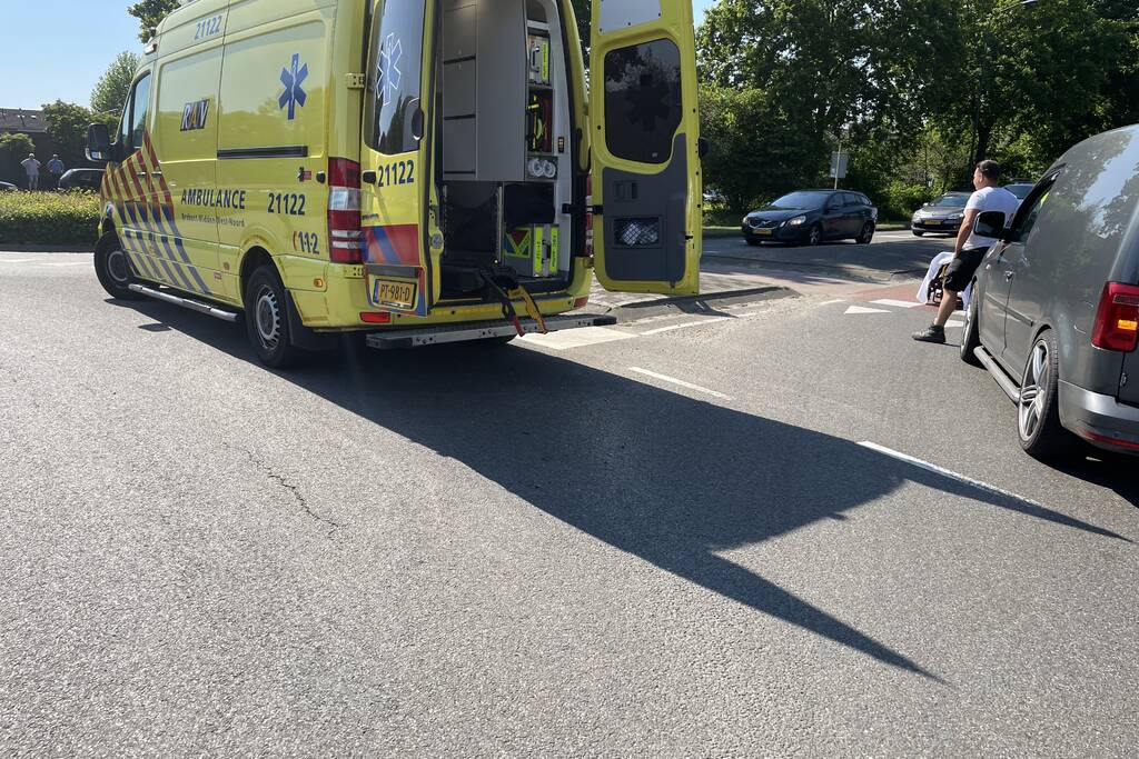 Fietser gewond bij aanrijding met auto