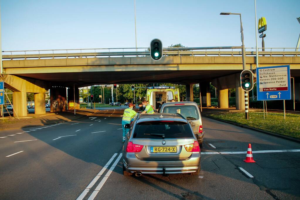 Twee gewonden bij ongeval voor verkeerslicht