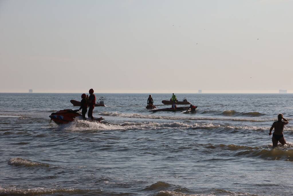 Grote zoekactie naar vermiste zwemmer