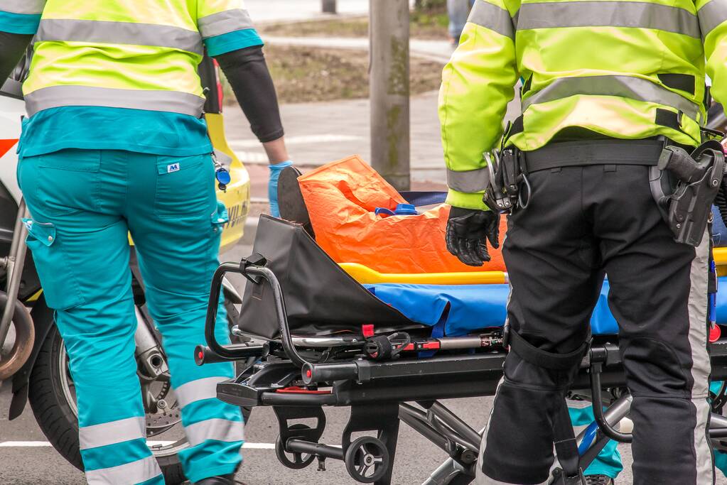 Fietser gewond bij aanrijding met auto