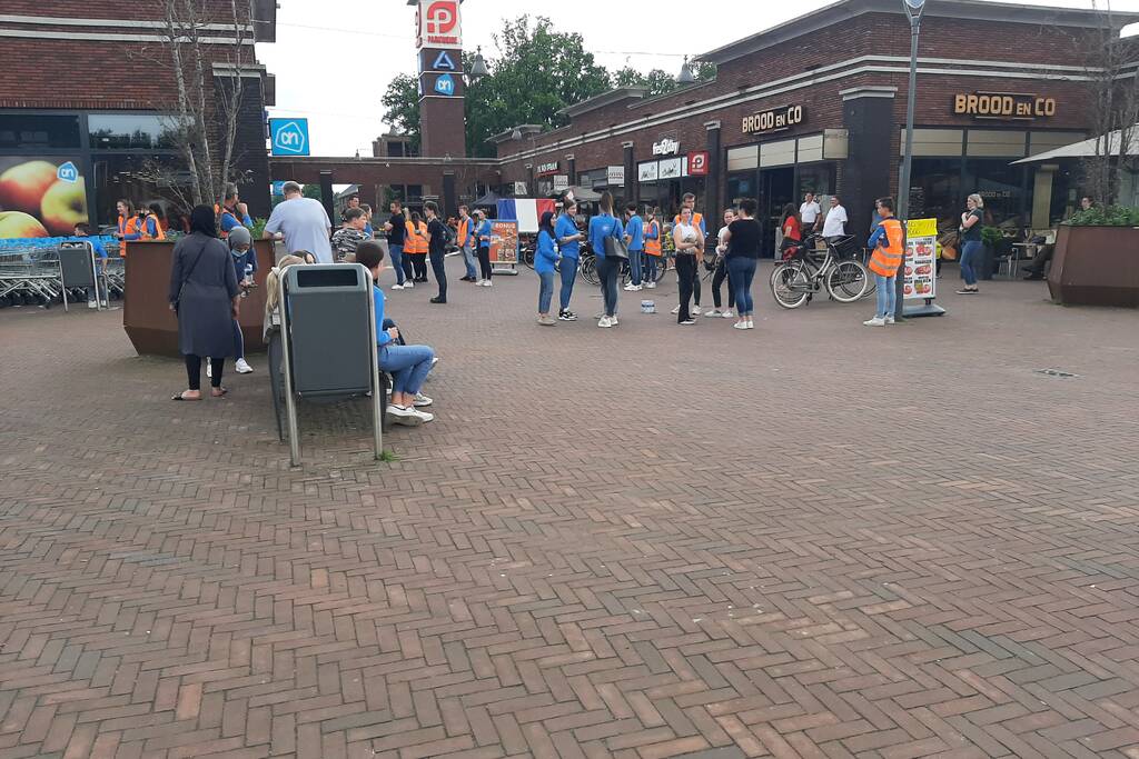 Winkels ontruimd door vreemde lucht